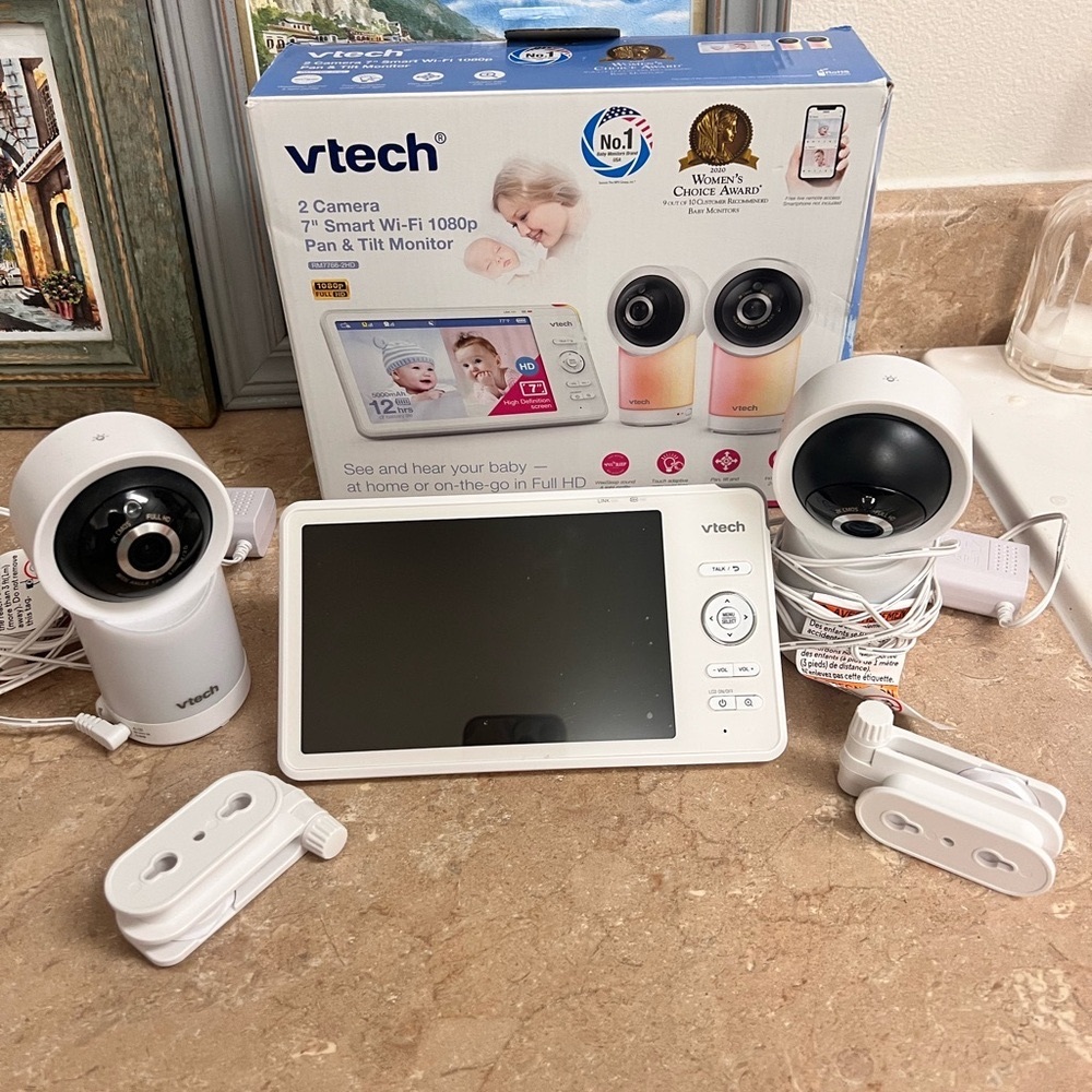 VTech White Smart Wi-Fi Baby Monitor